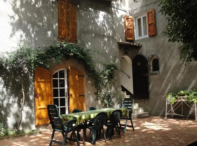 Podere Campalto Farm stay *